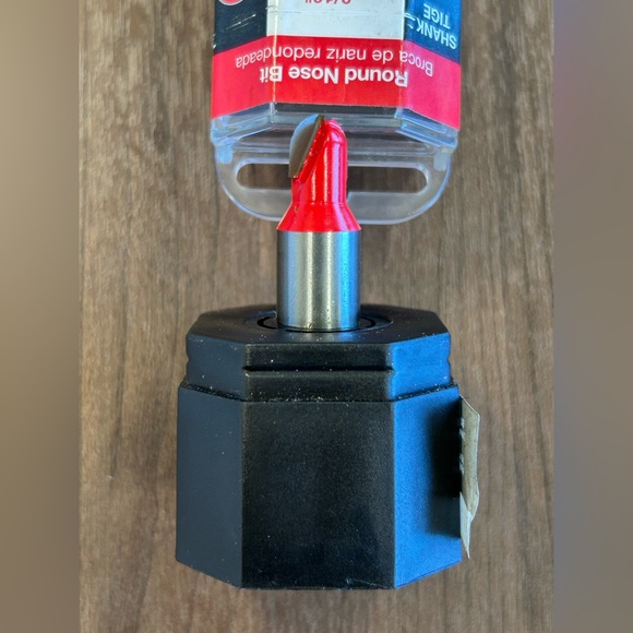 Freud 4 Piece Router Bit Set.  Excellent Condition - Picture 5 of 5